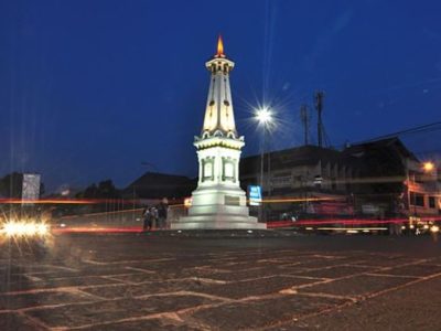 10 Gambar Tugu Jogja (Foto Malam Hari Yogyakarta), Sejarah 
